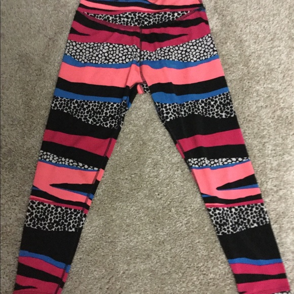 Patterned Leggings - Picture 2 of 8